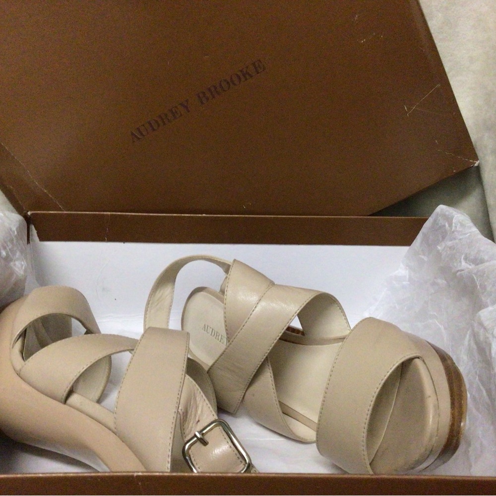 Classic Audrey Brooke Wide-Strap Platform Heels - Picture 5 of 6